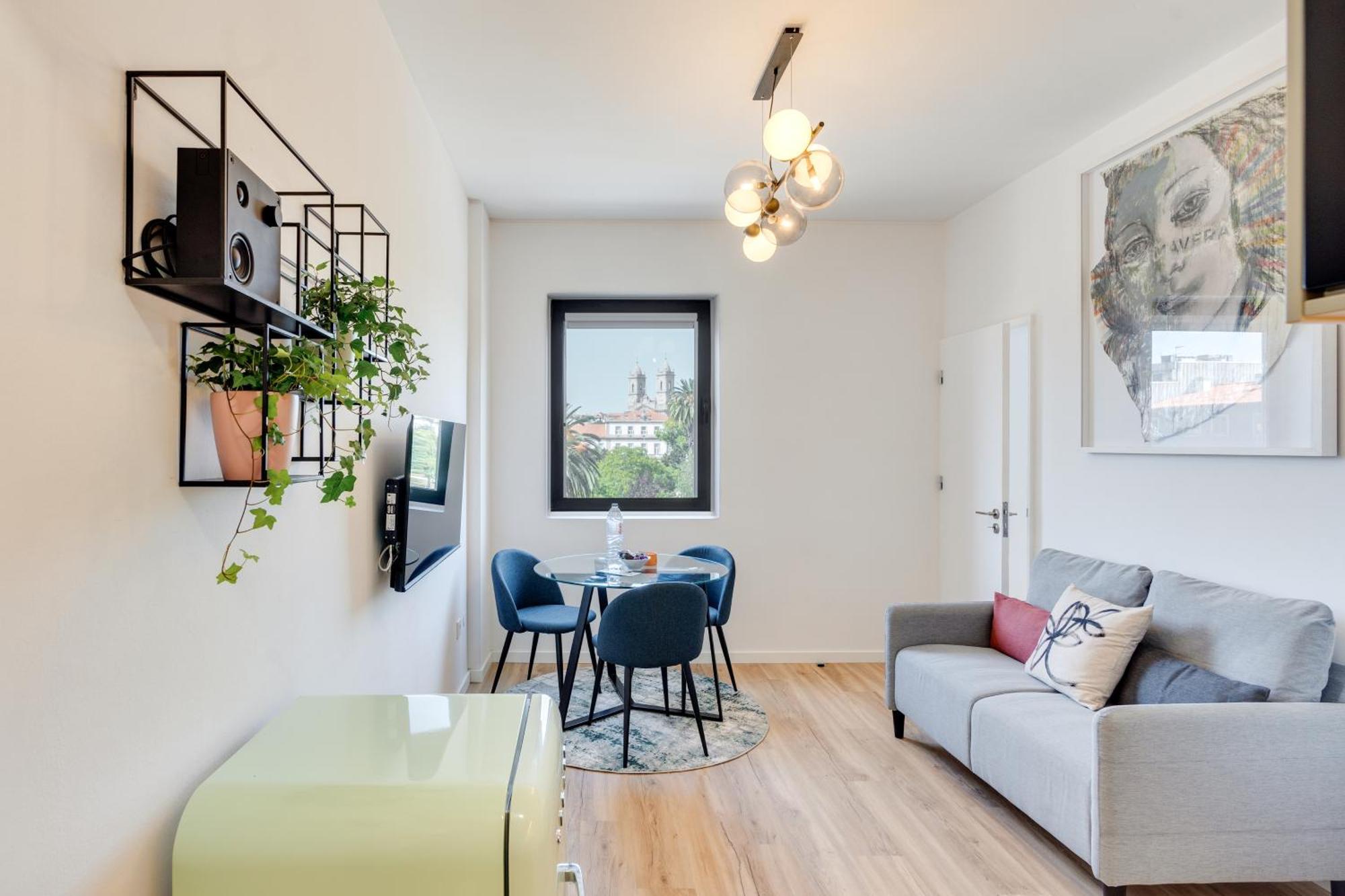 Apartment Rola Art Work Ii By Da'home Porto
